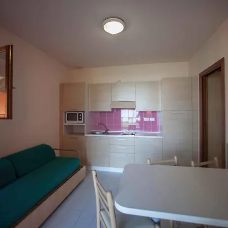 In - Gardasee 38480 Holiday home