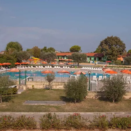 In - Gardasee 38480 Holiday home Sirmione